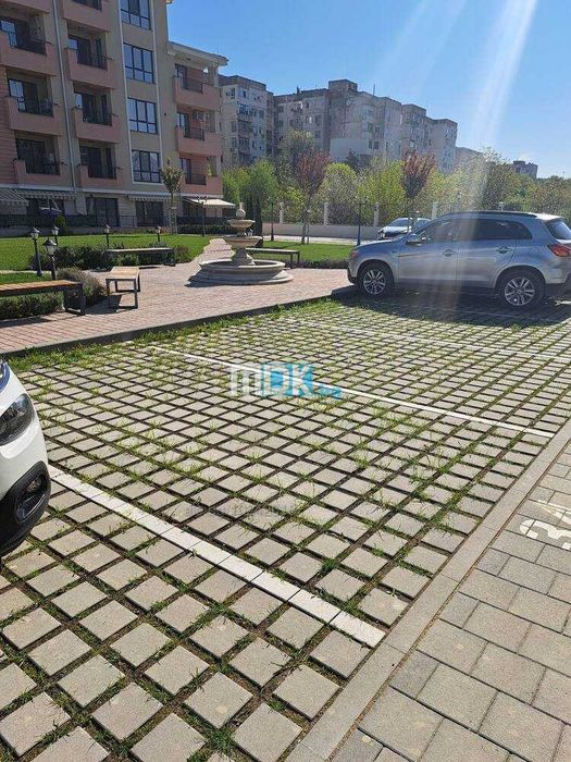 Продава се Двустаен апартамент в Пловдив, Остромила - 93 кв.м за 1173 €/кв.м - Снимка #2