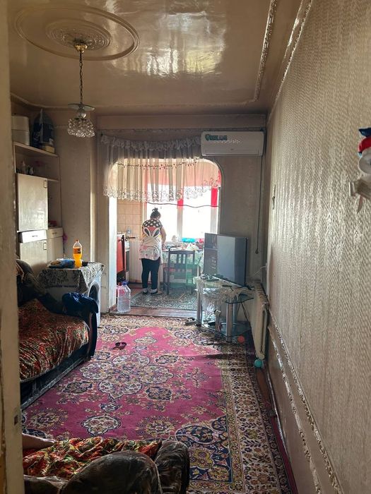 Yunusobod 9 da 3 xonali uy sotiladi