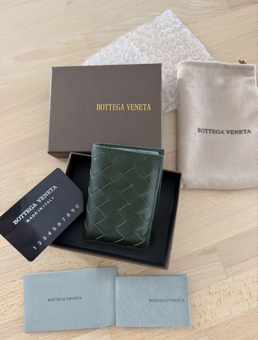 Bottega Venetta cardholder