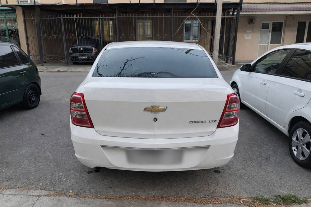 Chevrolet Cobalt 2023 — 4