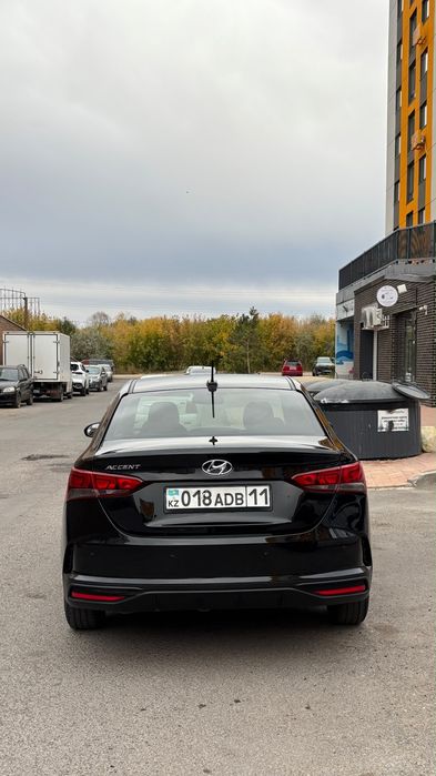 Hyundai accent 2021