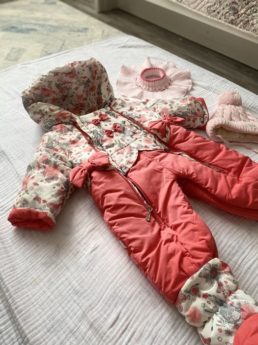 Продам зимний  детский комбинезон.