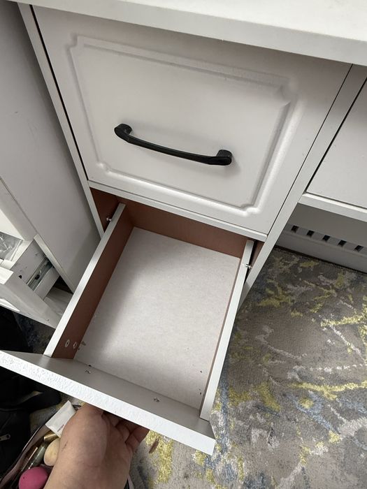 Туалетный столик