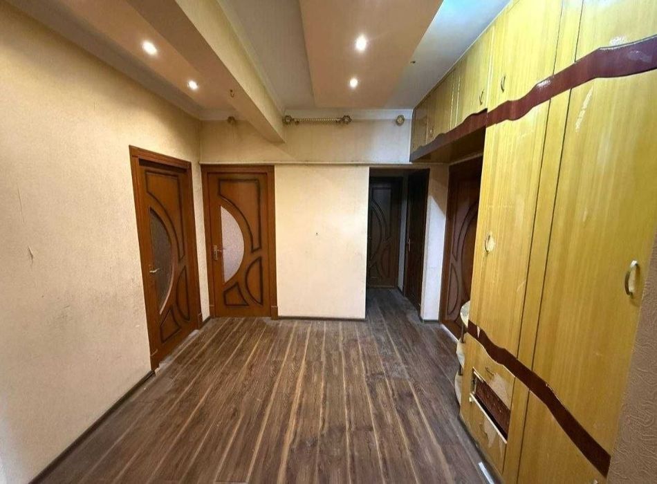 СЕРГЕЛИ 5  РАЗДЕЛКА 100м² 4х комнатная  продаётся квартира ÷