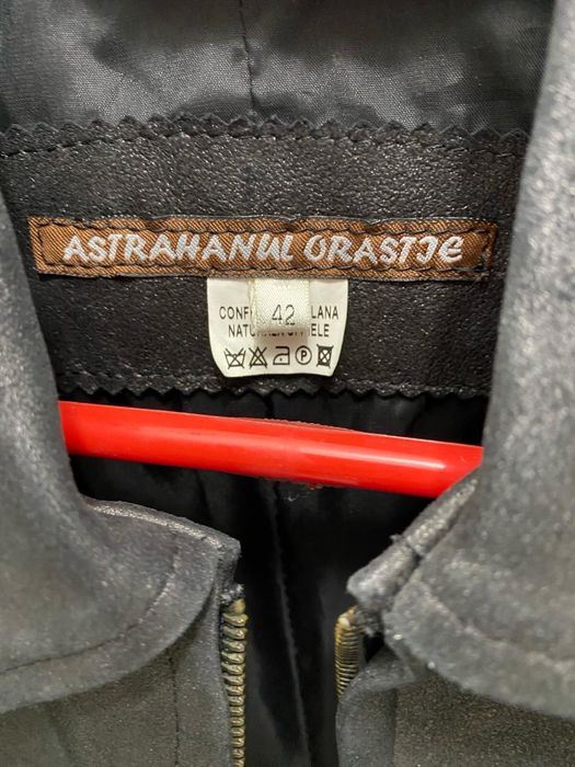 Haina piele superba marimea M