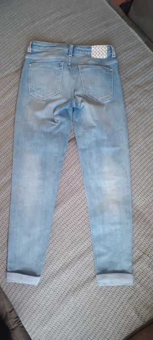 Дамски дънки Only, S размер, 32, слим фит и Zara