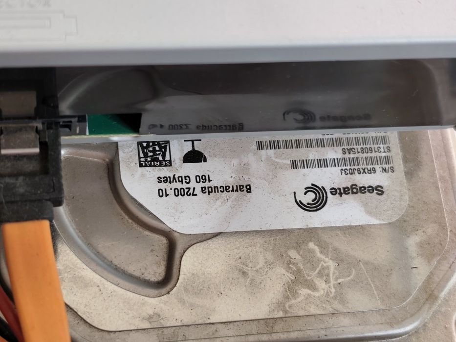 Ретро компютър Gigabyte