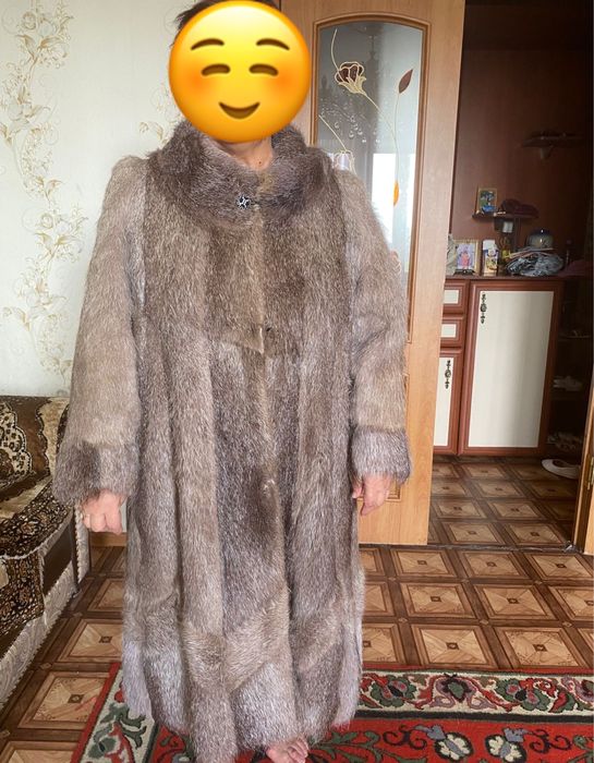 Продам шубу нутриевую