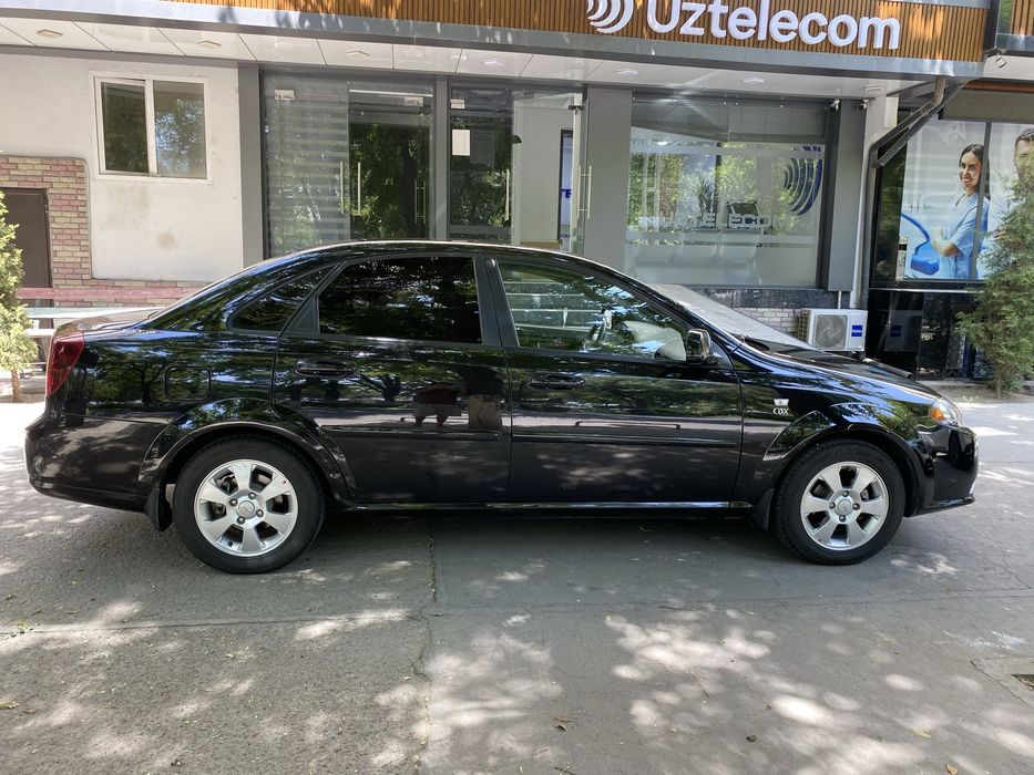 Gentra 2023 (Black)
