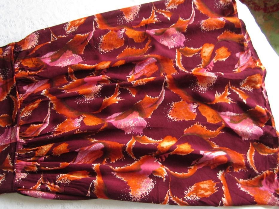 Rochie din voal Georgette, grena cu imprimeu, marime 38