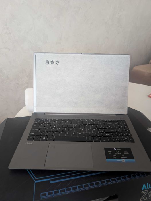 Laptop Alurin Zenith 15.6" Ryzen 7, 16GB RAM, Windows 11