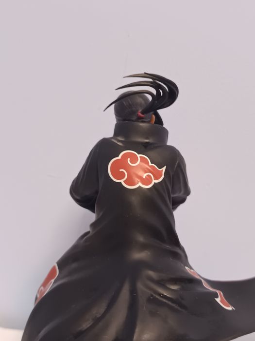 Голяма фигурка на itachi