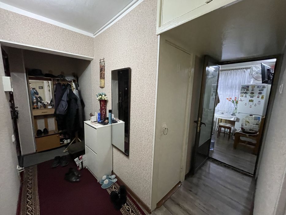 Продаётся отличная 2-комн. квартира.   48м2.    Фархадский