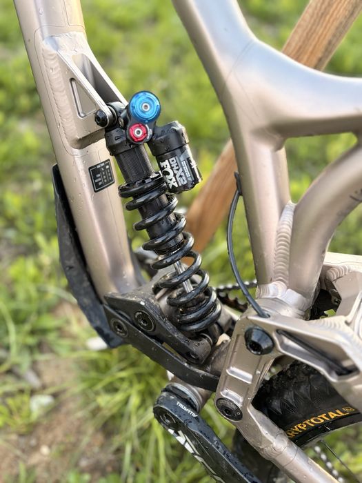 Велосипед Commencal V4 2024