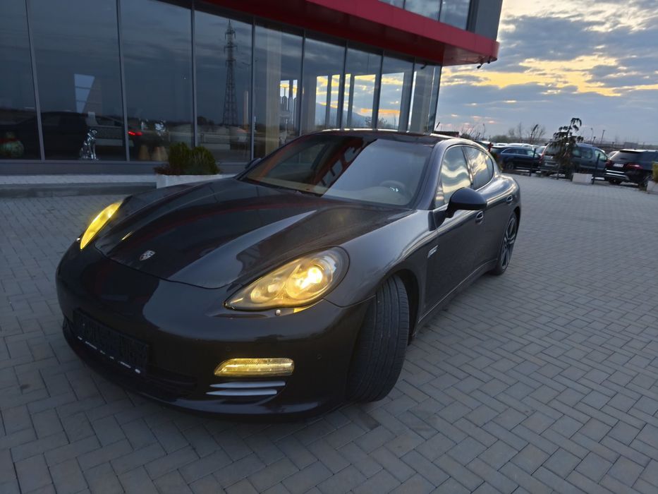 Porsche Panamera 2012г 3.6i 300k.c. НА ЧАСТИ