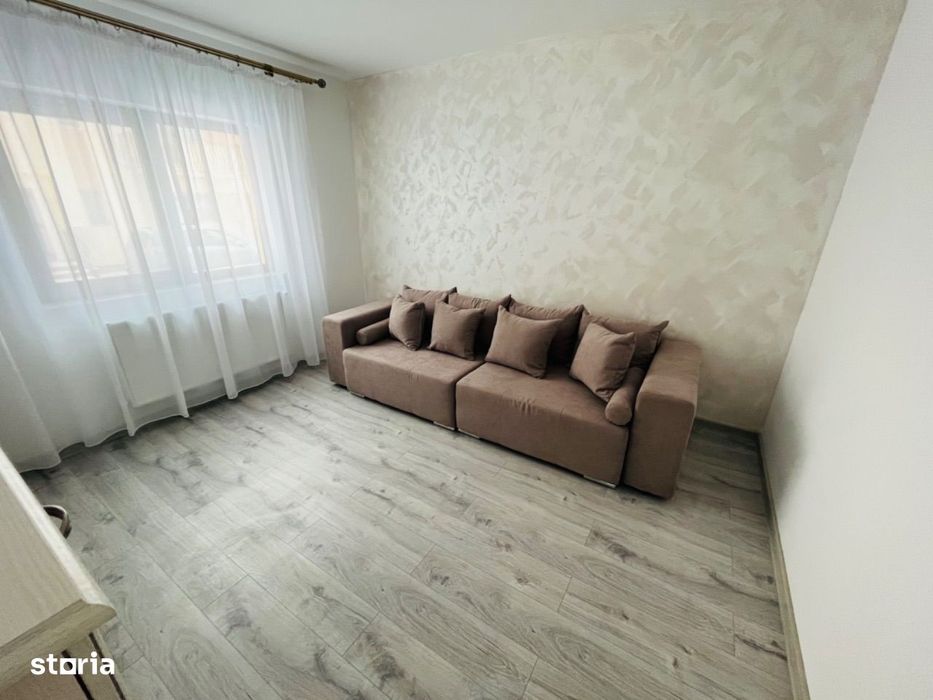 Apartament cu 2 camere, decomandat, zona Capat Cug
