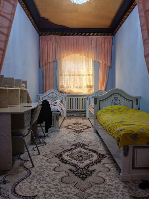 Мирмирондан ховли сотилади