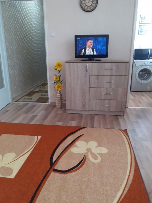 Дава се под наем Едностаен апартамент в Пловдив, Кючук Париж - 40 кв.м за 255 € - Снимка #2