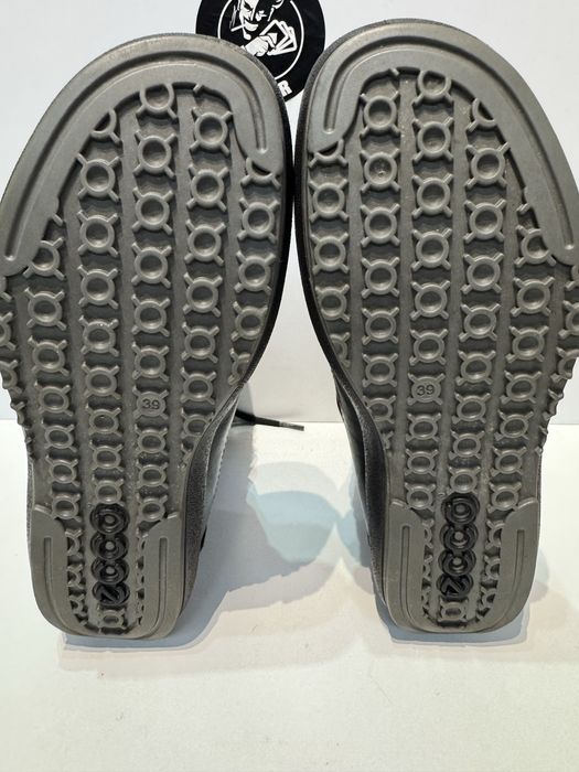 Зимни обувки ECCO GORE-TEX .Номер 39