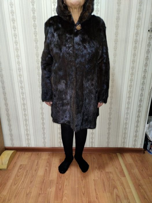 Шубы б/у женские