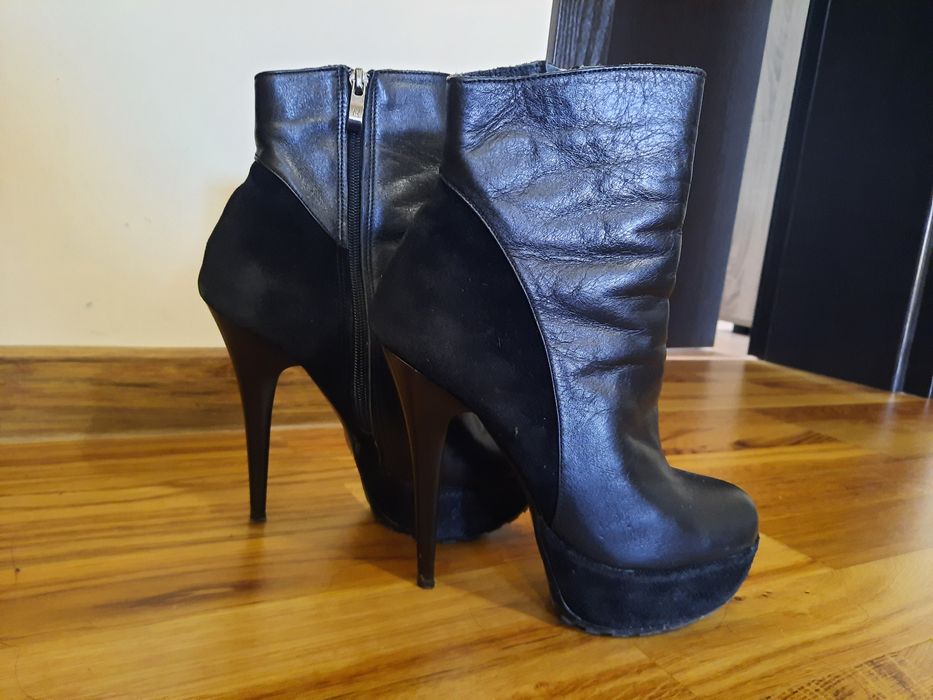 Дамски боти на висок ток  естествена кожа