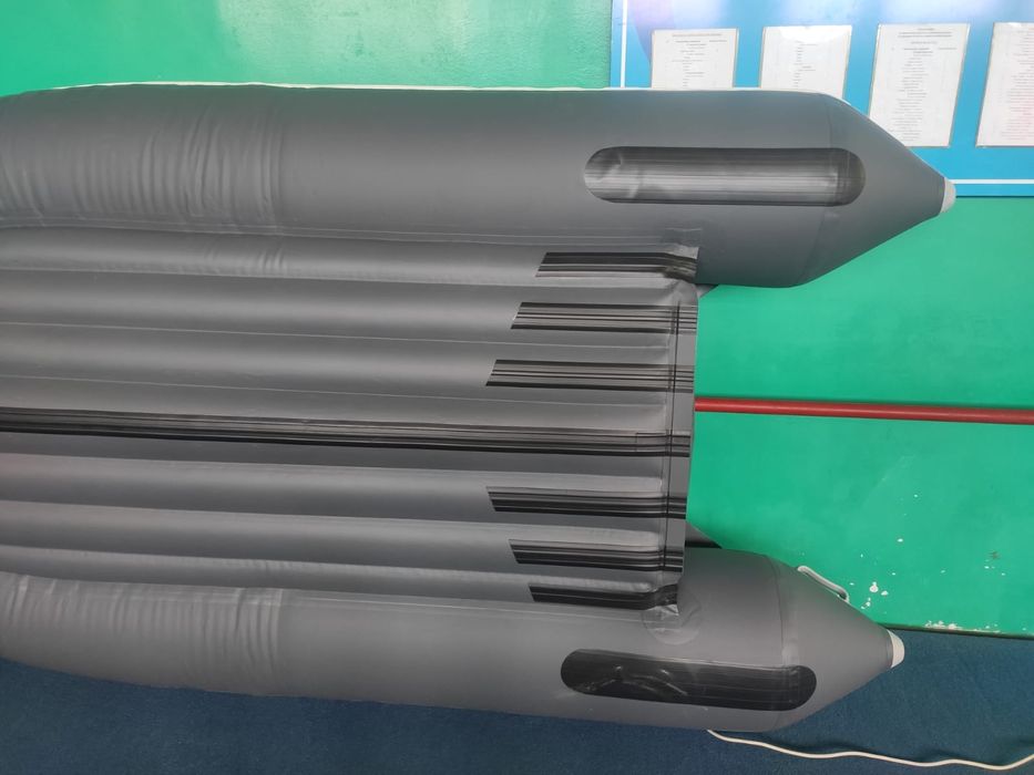 Продам новую лодку