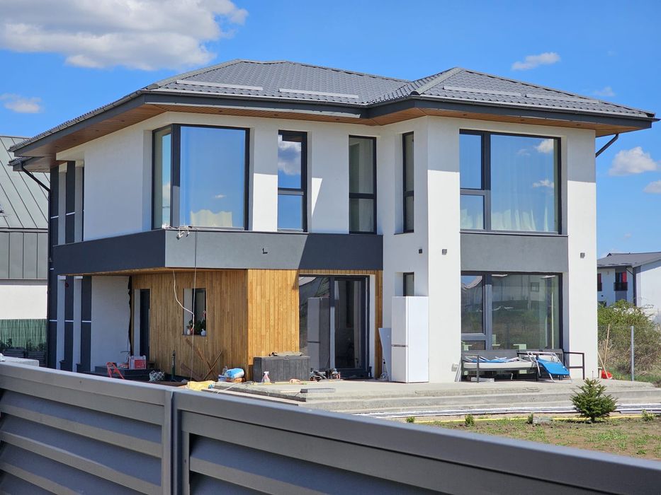 Manopera tencuiala decorativa aplicatori termosistem vata polistiren