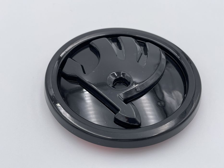 Emblema Skoda negru spate 80mm