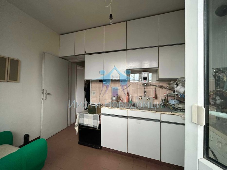 Продава се Двустаен апартамент в Шумен, Пазара - 60 кв.м за 692 €/кв.м - Снимка #1