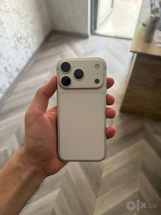 iPhone 17 pro 256gb
