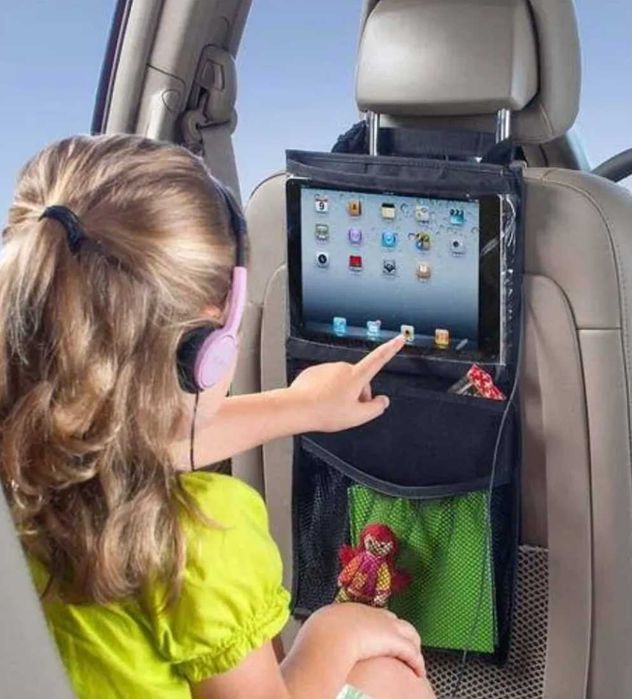 Мултифункционален органайзер за автомобилна седалка с 3 отделения.