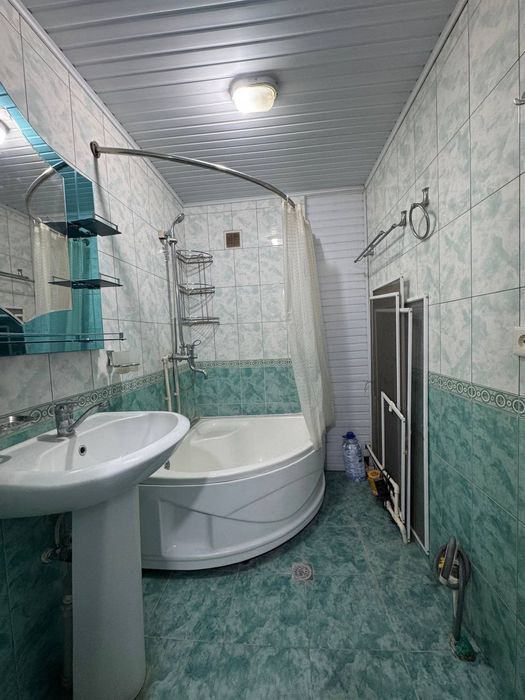 3 Хонали квартира сотилади