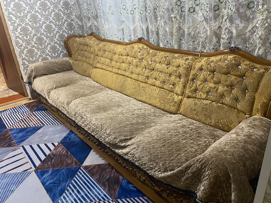 Продам диван в хорошем состоянии