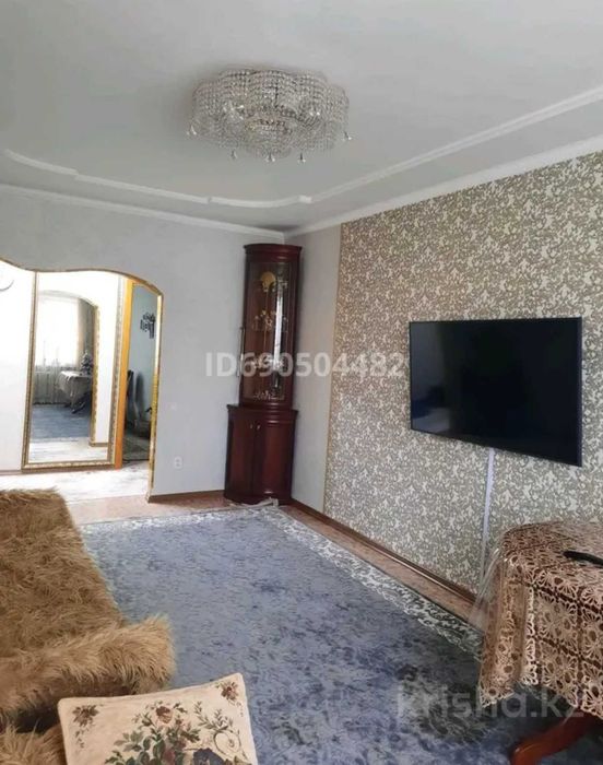 Продам 4х комн квартиру Чокина 38