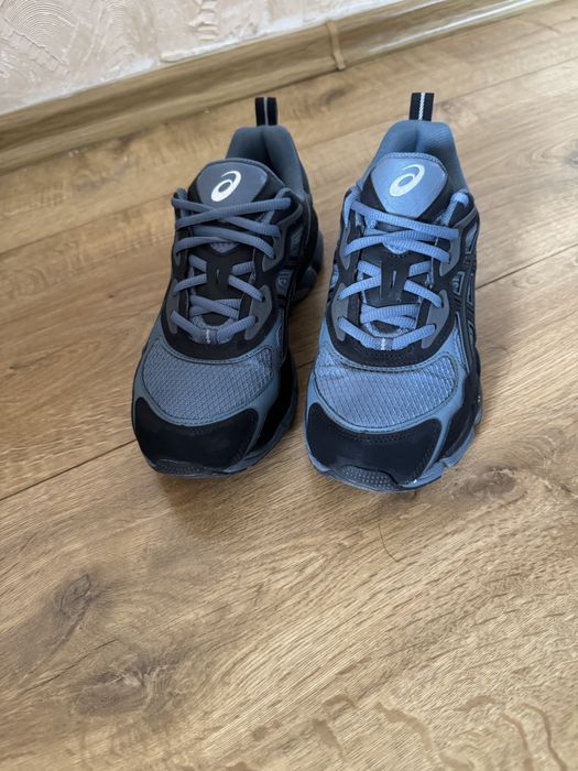 Asics Gel-NYC ….