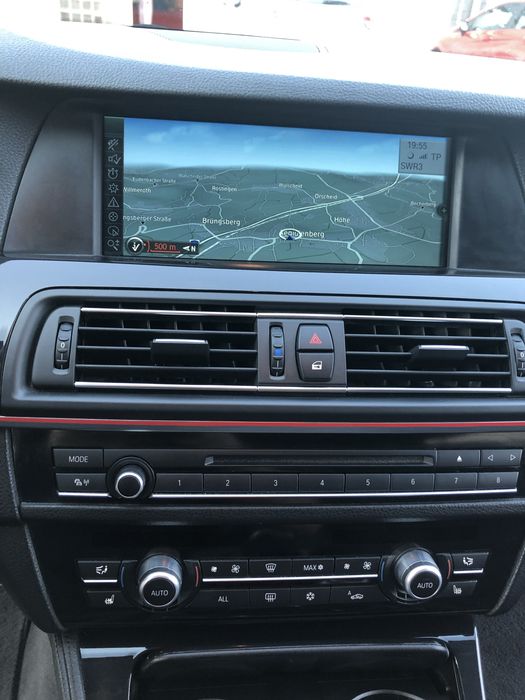 BMW 5 Series 2011 — imagine 4