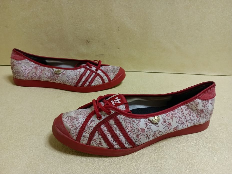 Adidas за танци N 39 - 19 лв