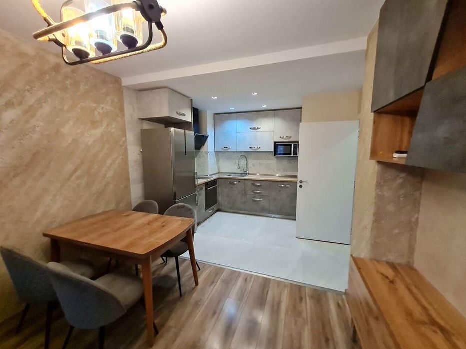 Дава се под наем Двустаен апартамент в Бургас, Меден рудник - зона В - 64 кв.м за 408.51 € - Снимка #1