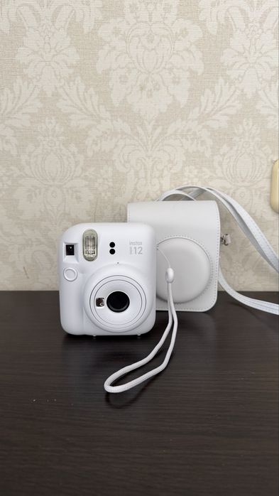 Фотоаппарат Instax mini 12