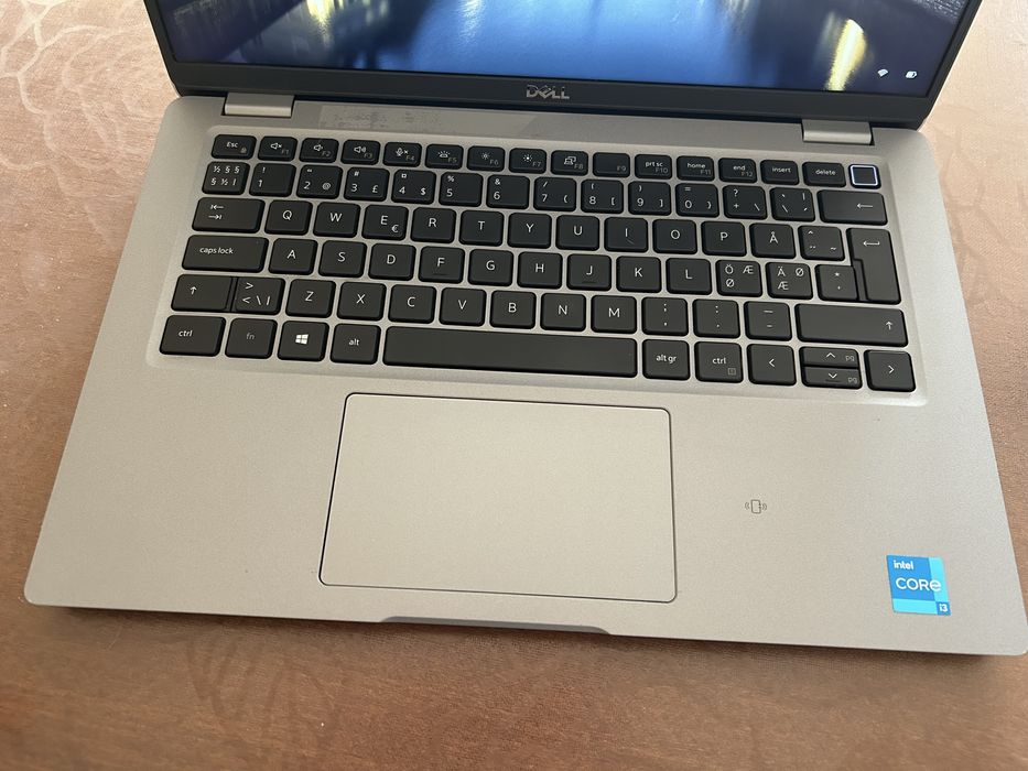 Лаптоп DELL Latitude 5420