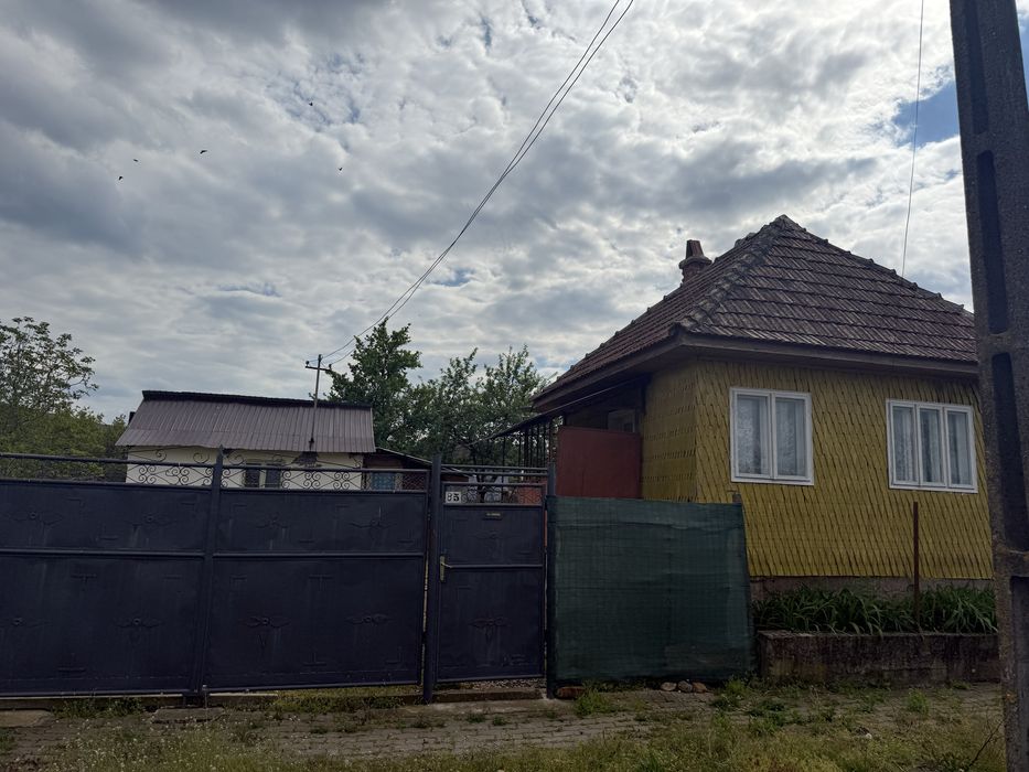 Vand casa in Maderat judetul Arad