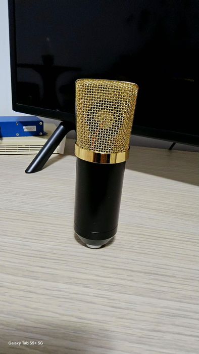Microfon studio nou