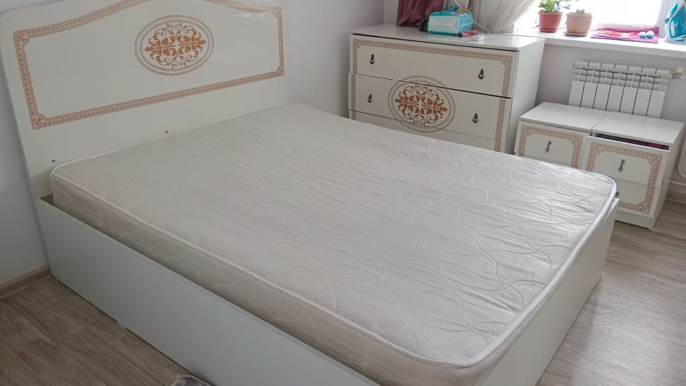 Спальный горнитур