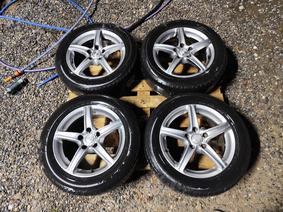 Срочно продам диски в изумительном состояний.