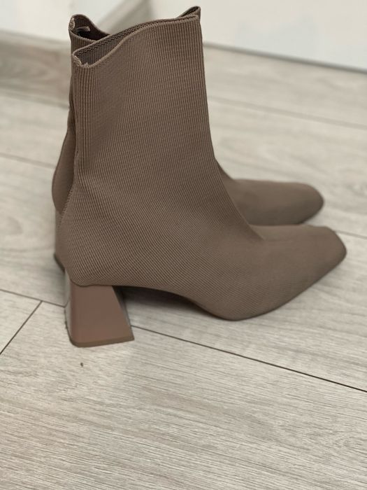 Botine zara tip soseata