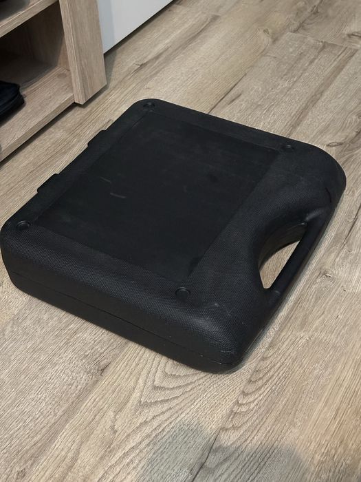 Set de gantere si bare disc din fonta Decathlon