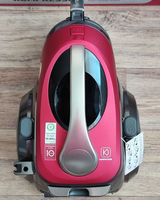 Пылесос LG Kompressor VC83209UHA