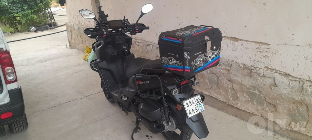 Skuter sotiladi shu yil olingan holati ideal 3 oylik skuter