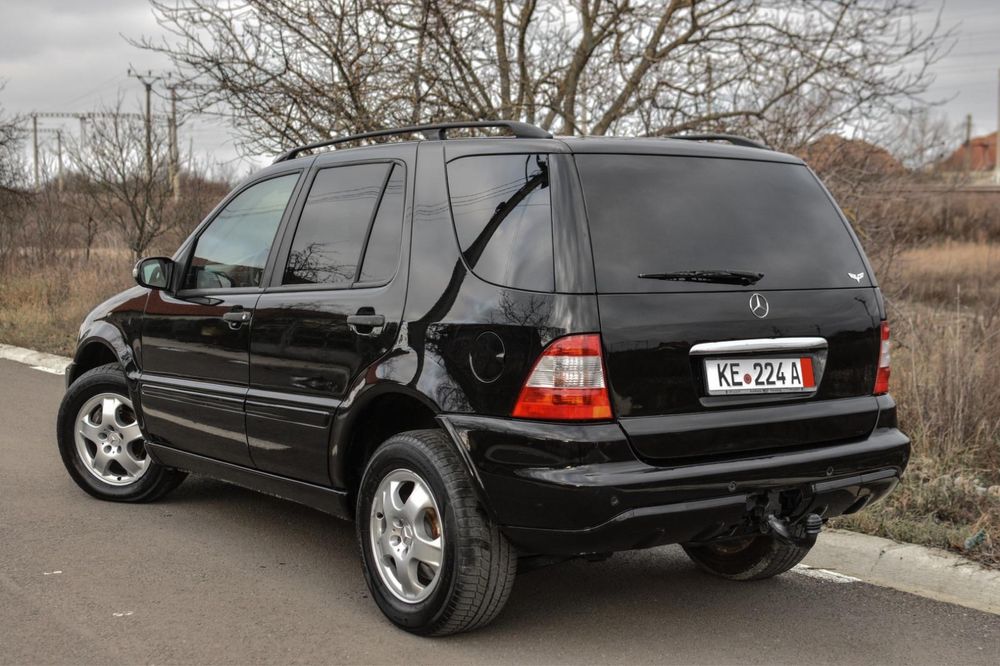 Mercedes Benz ML 270 CDI 2.7CDi 163Cp-2004-Navigatie-Clima-Carlig-