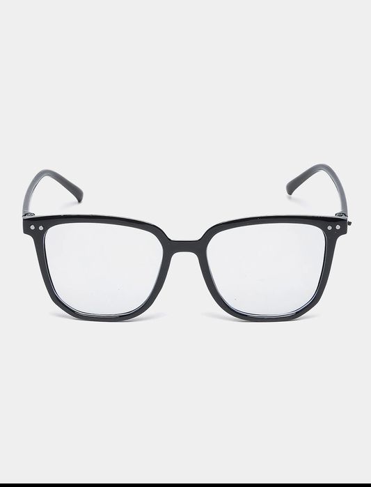 Kompyuter ko'zoynaklari yorug'likdan himoya qiluvchi.